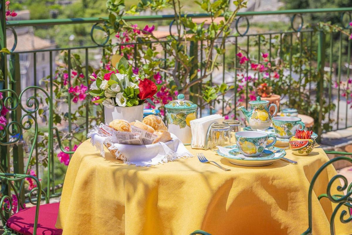 Montagnella Relax Bed & Breakfast Maiori Dış mekan fotoğraf